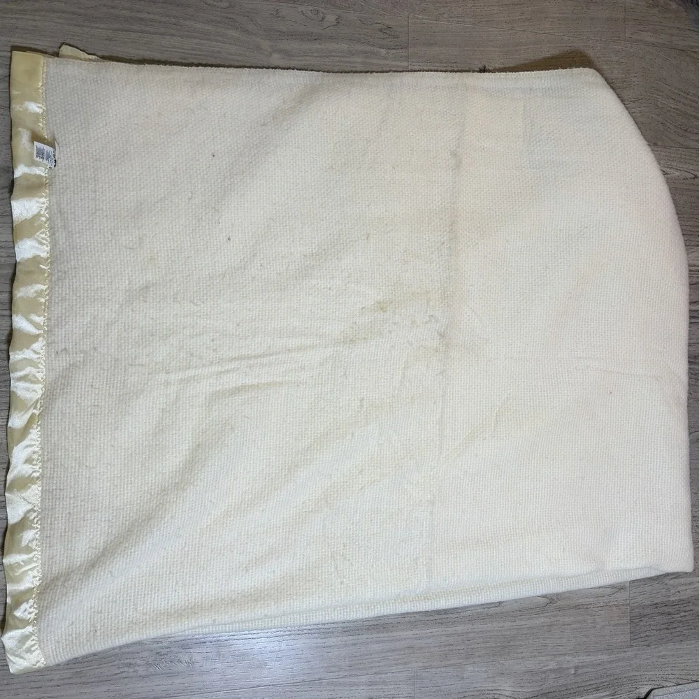 Vintage Fieldcrest Waffle Weave Blanket Full 86